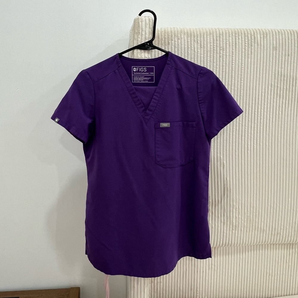 FIGS Purple set